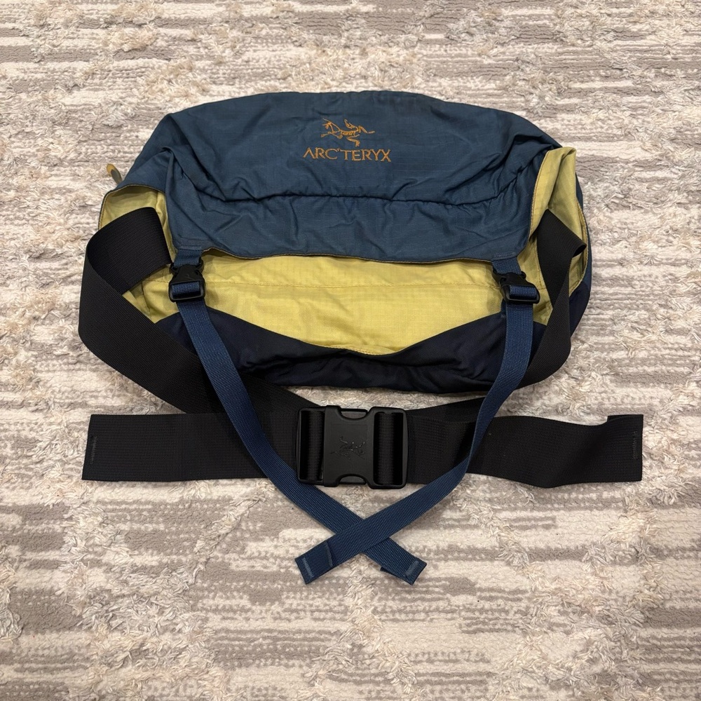 Vintage Arc’teryx Lumbar Waist Bag Sling Bag Attachment Hiking Outdoors Rare